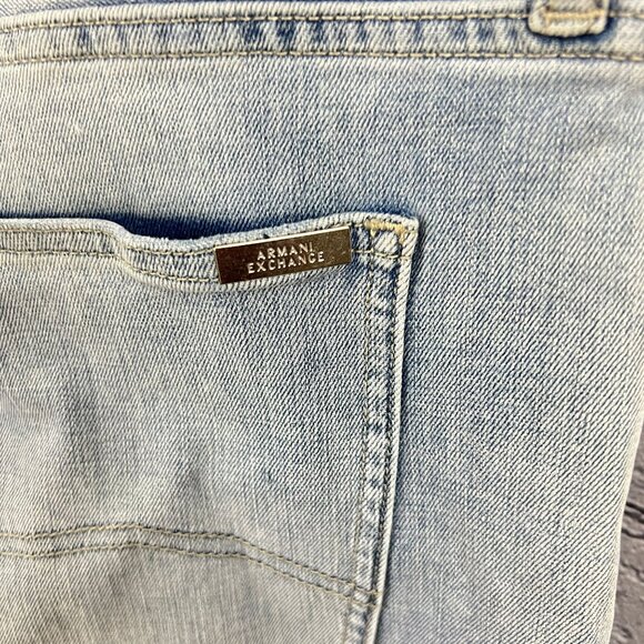 Armani Exchange A/X Men's Size 40 Light Wash Blue Jeans Straight Leg - Picture 6 of 9